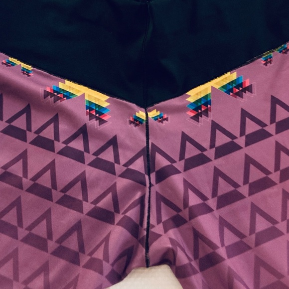 Unique Colourful Graphic Legging Women Sz Large Purple Black Stylish Gala Sport - Picture 2 of 7